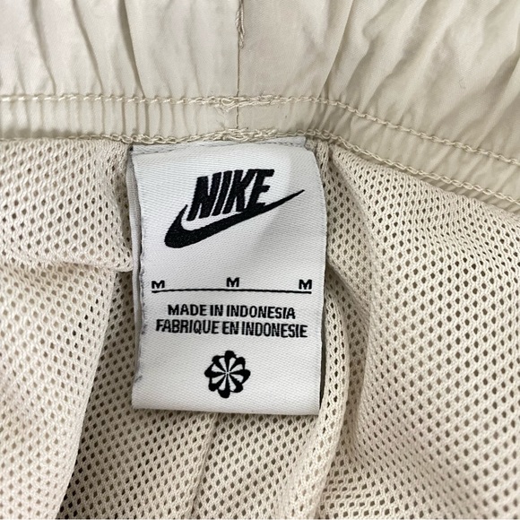 Nike Essential Cream Neutral Nylon Jogger Sweatpants - Picture 3 of 5